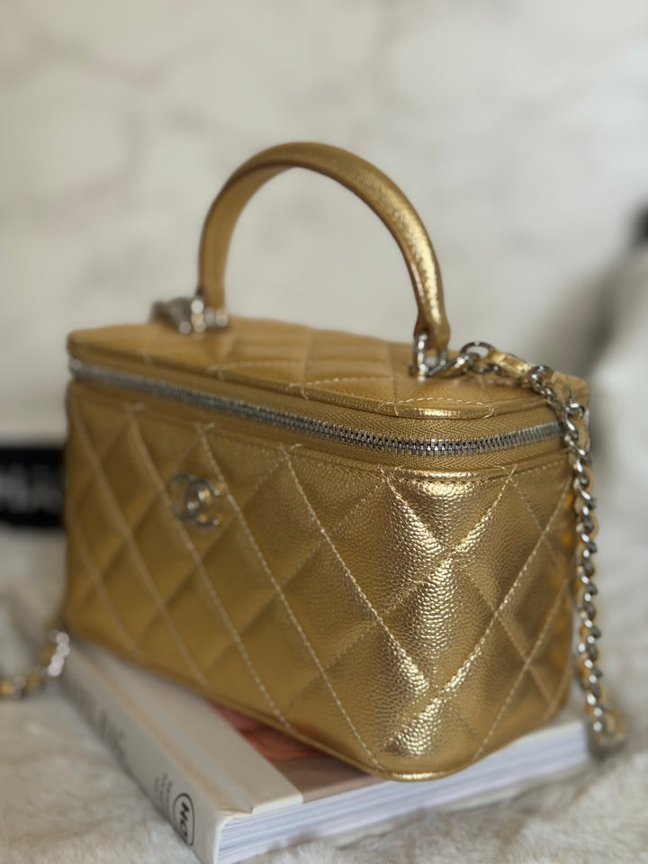CHANEL 26A Métiers d’art Gold Caviar SHW Small Vanity Top Handle 2026