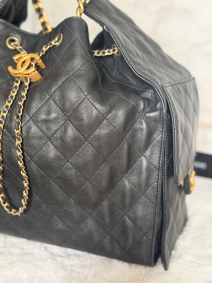 CHANEL Black Caviar aged GHW 25 Hobo Bag size Medium with detachable pouch 2025