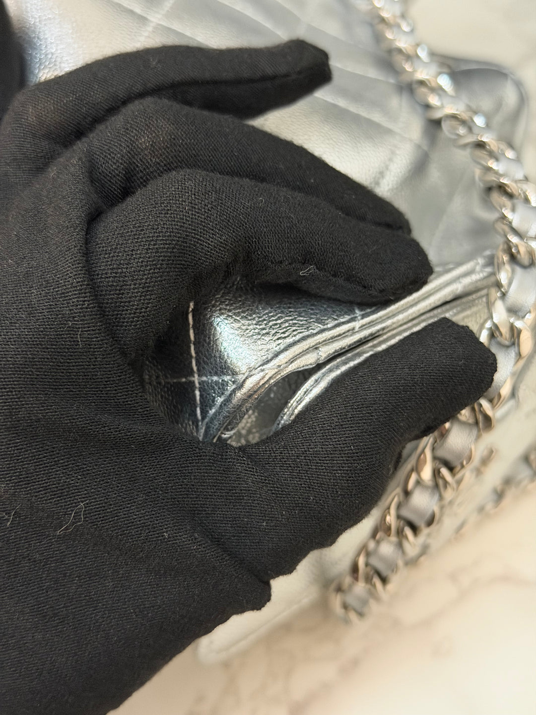 CHANEL 26C Silver Caviar shiny SHW Mini 25 Hobo Bag