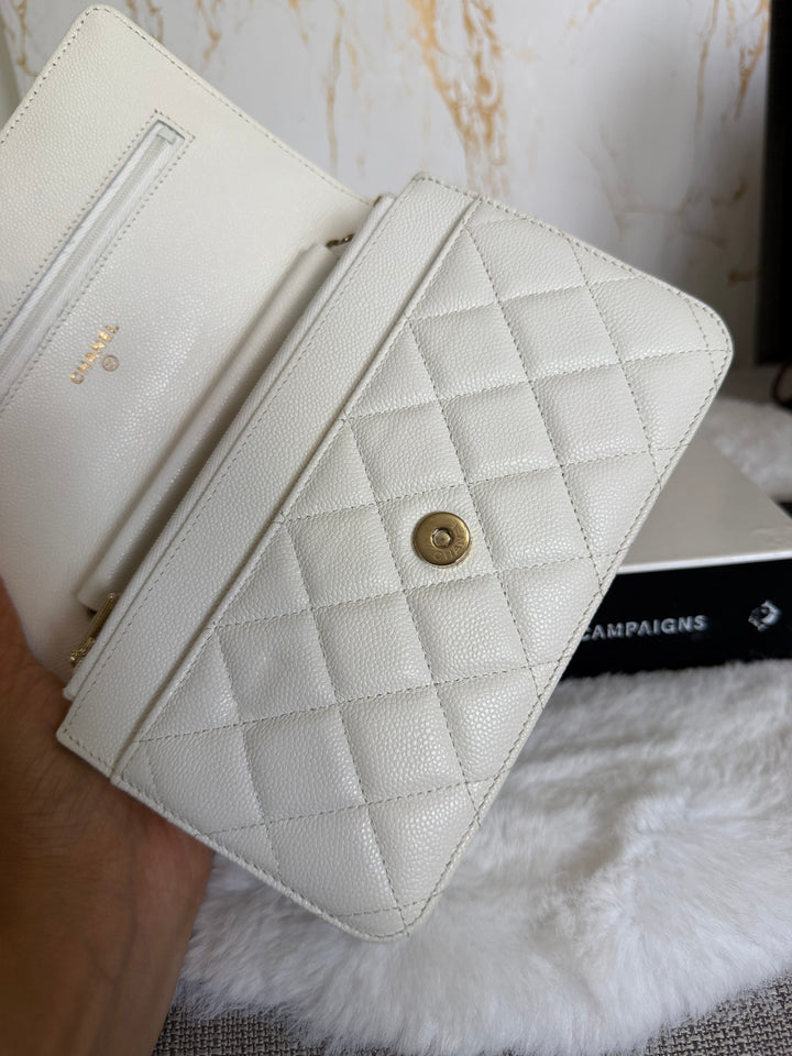 CHANEL White Caviar LGHW Classic Wallet on Chain (WOC) 2024