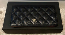 Load image into Gallery viewer, Chanel series 23 2016 Black caviar GHW Bi Fold Yen Wallet
