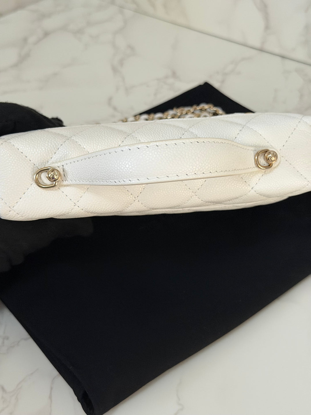 CHANEL 26C White Caviar LGHW Long Vanity with Detachable Chain