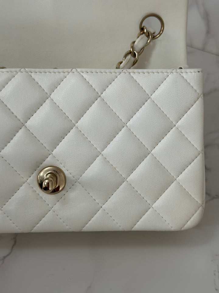 CHANEL series 23 2016 White Lambskin LGHW Mini Rectangular Flap Bag