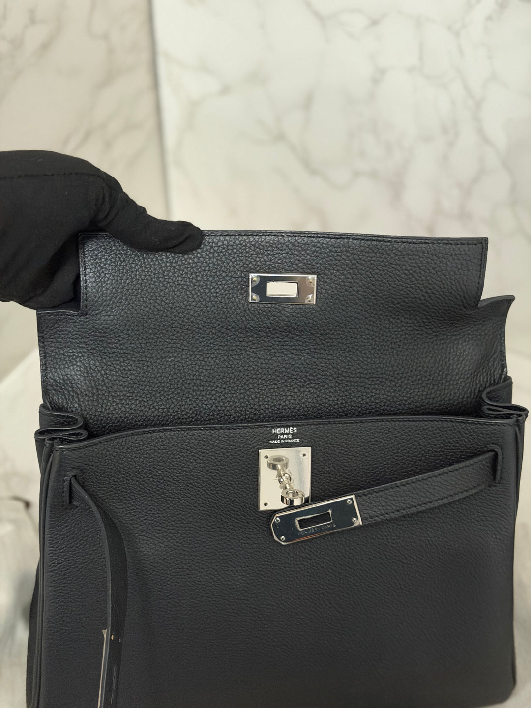HERMES Noir Black Togo Leather with Palladium Hardware Kelly 28 Retourne Bag Stamp R 2014