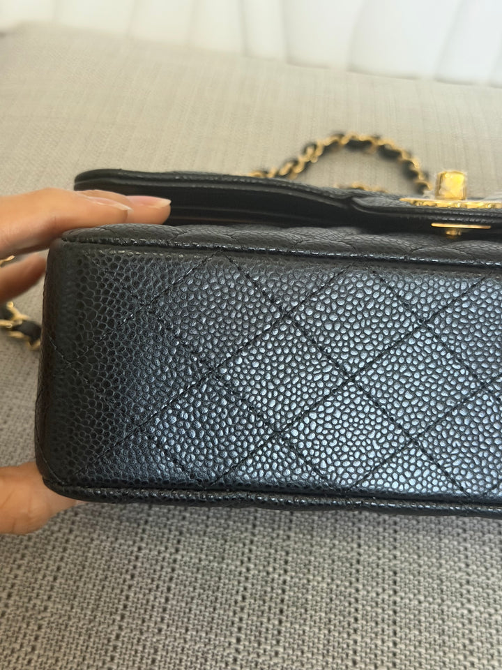 CHANEL Black Caviar GHW SMALL Timeless Classic Double Flap Bag 2022