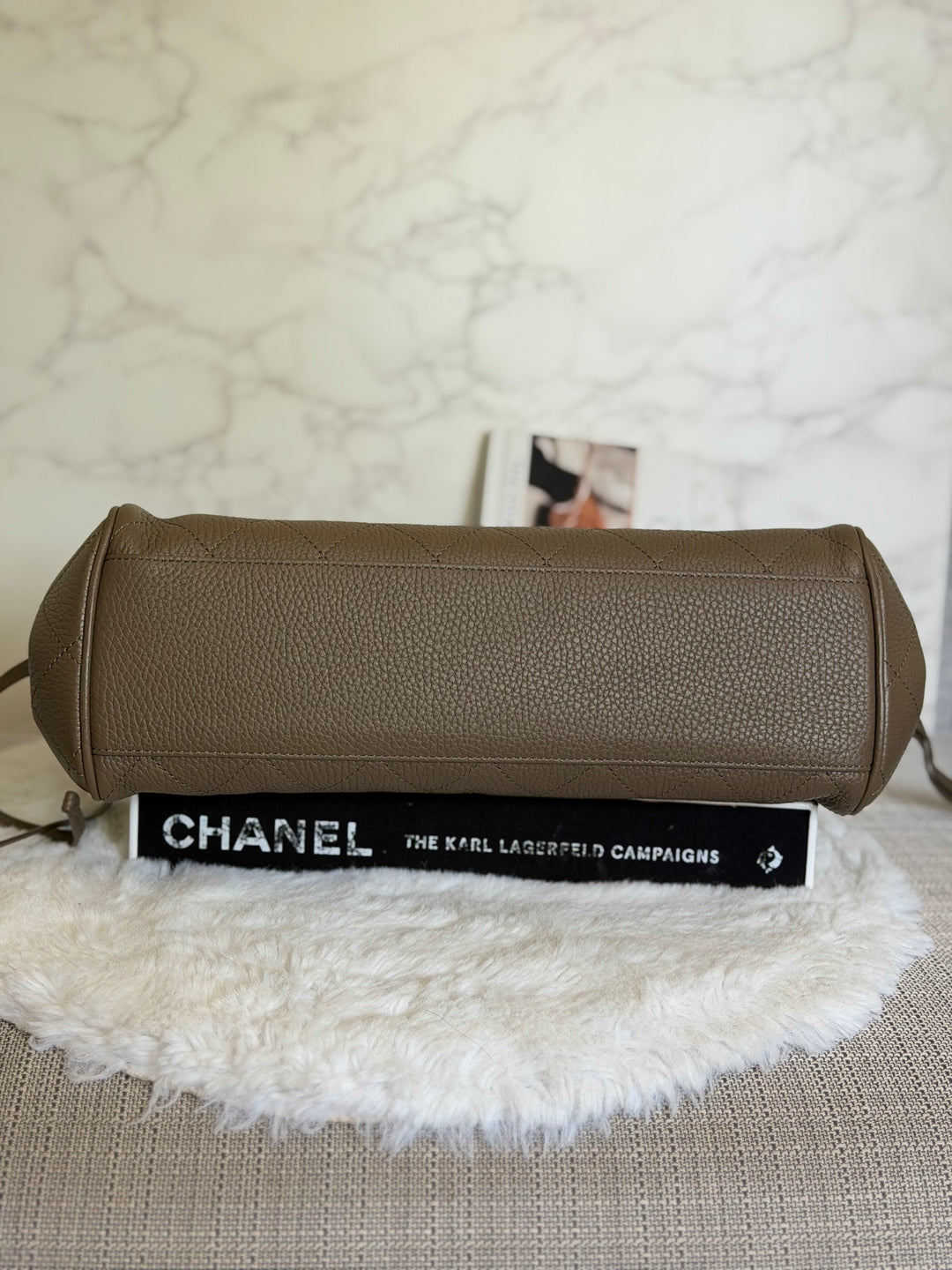 CHANEL Khaki Etoupe Caviar LGHW Urban Essentials East West Shopping Tote Bag size Small Matthieu Blazy 26A 2026