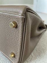 Load image into Gallery viewer, Hermes Kelly 28 Retourne Etoupe Togo Leather with GHW
