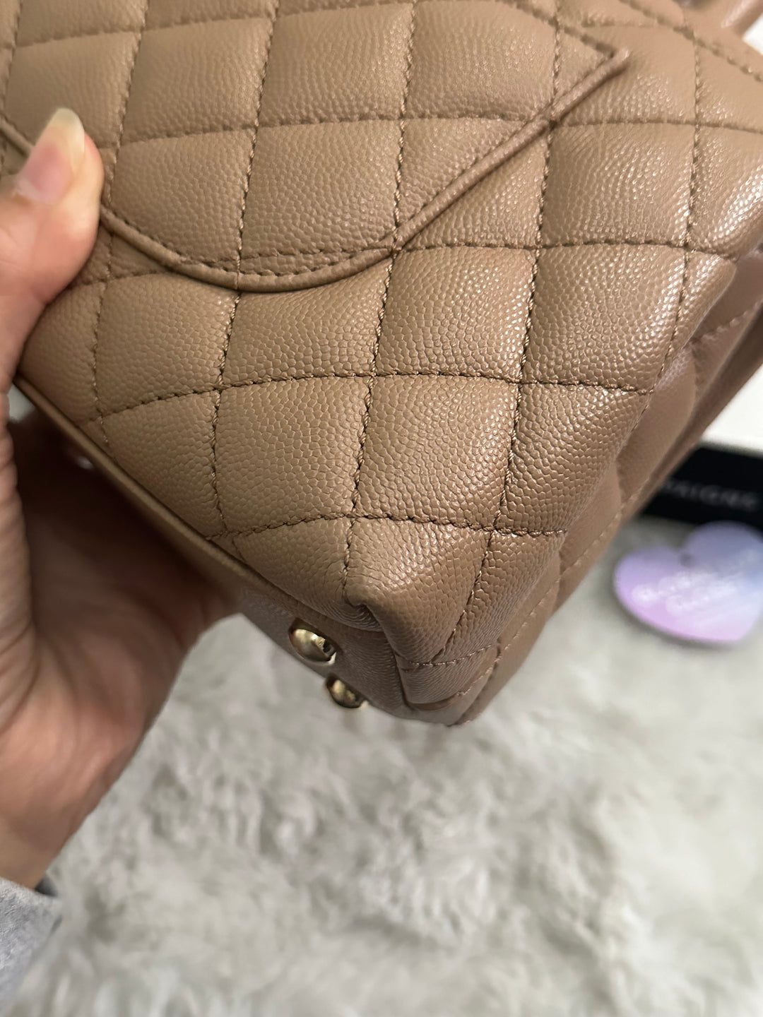 Chanel 22K Pre Fall/Winter 2022 Dark Beige Caviar LGHW Coco Handle Size Small with detachable strap
