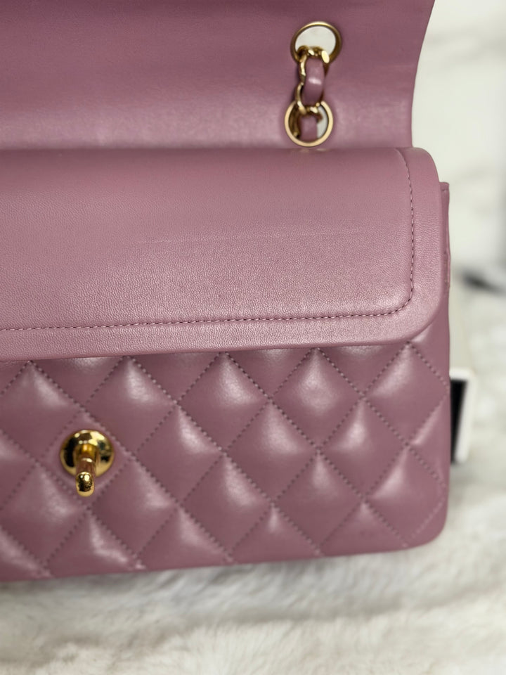 CHANEL series 21 Mauve Pink Purple Lambskin LGHW Medium ML Timeless Classic Double Flap Bag 2015