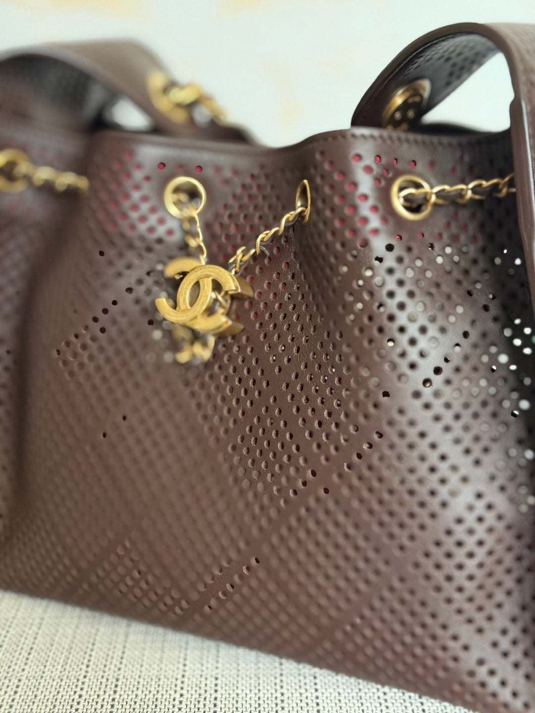 CHANEL 26S 25 Hobo Bag in Perforated BROWN Calf skin Aged GHW size SMALL