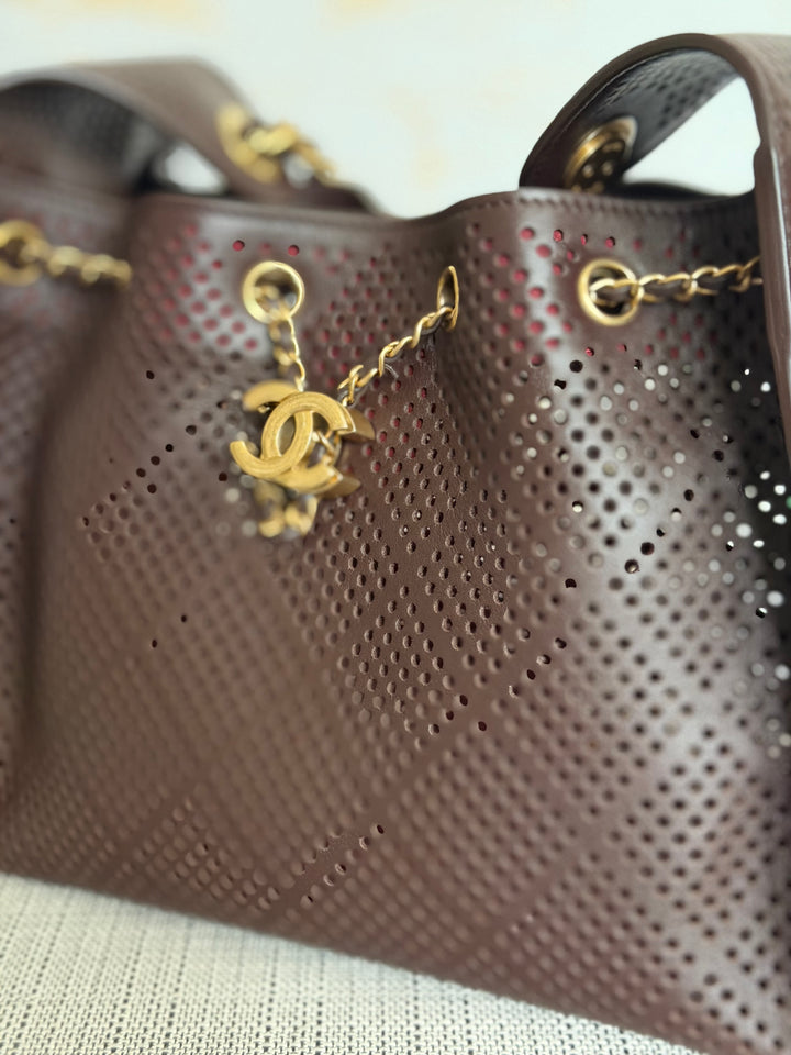 CHANEL 26S 25 Hobo Bag in Perforated BROWN Calf skin Aged GHW size SMALL
