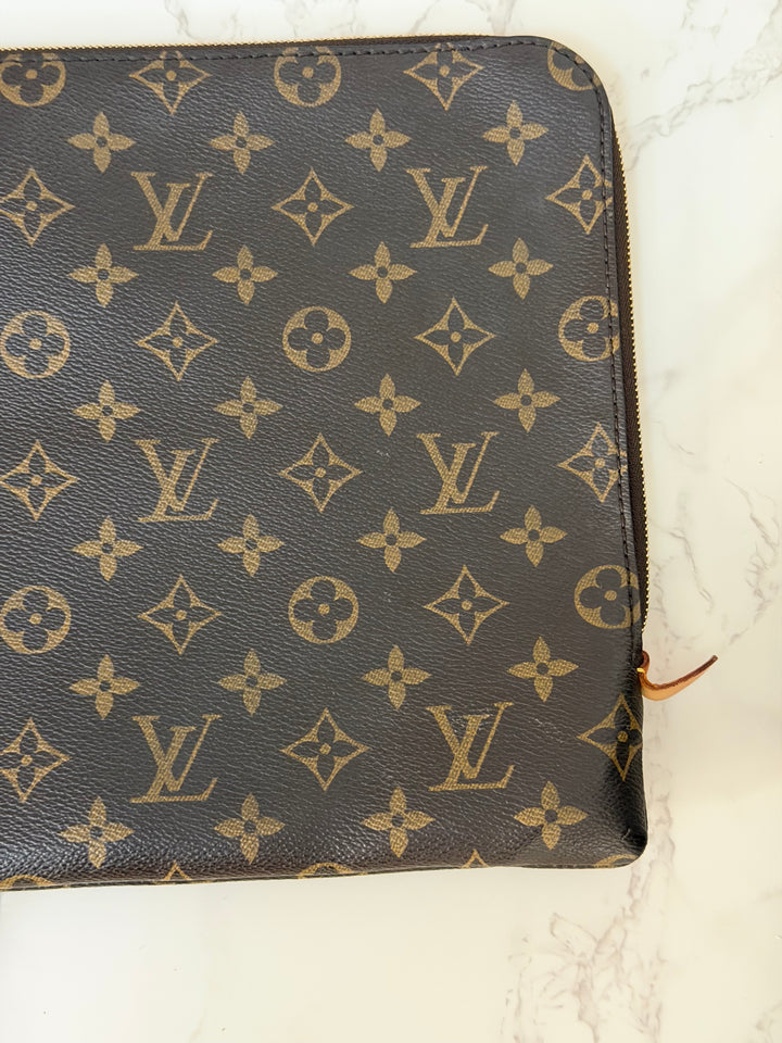LOUIS VUITTON LV Monogram Canvas Laptop Case fits 13 inches screen