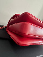 Load image into Gallery viewer, Chanel 21S Series 29 True Red Lambskin LGHW Trendy CC Flap Bag size Small
