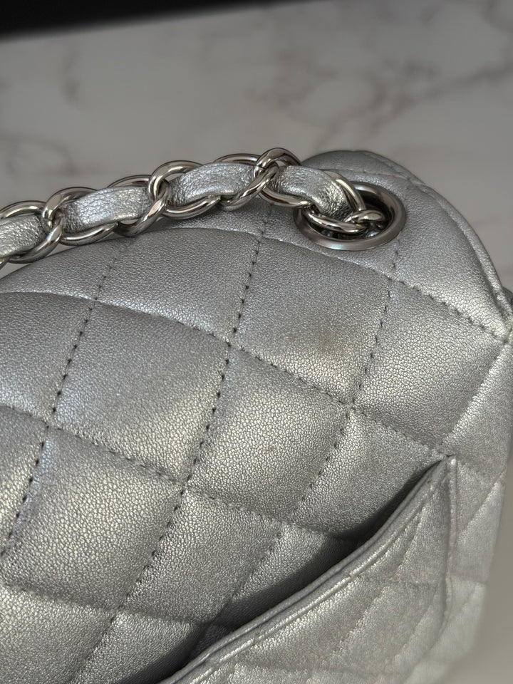 Chanel Series 31 21P Collection Iridescent Silver lambskin SHW Square Mini Flap Bag 2021