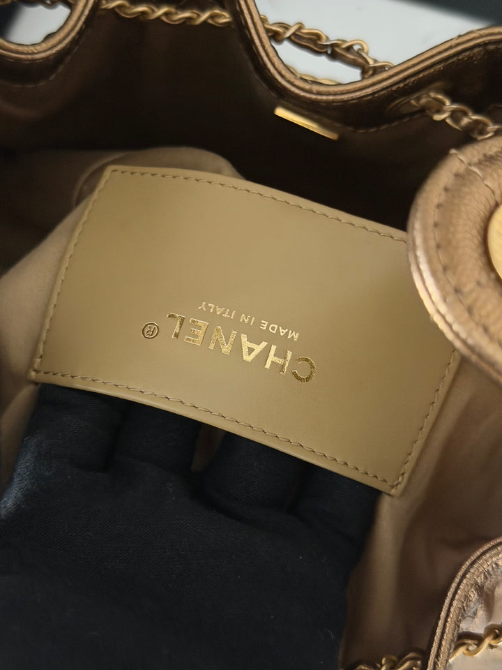 CHANEL 25A 2025 Bronze Caviar aged GHW 25 Hobo Bag size Small