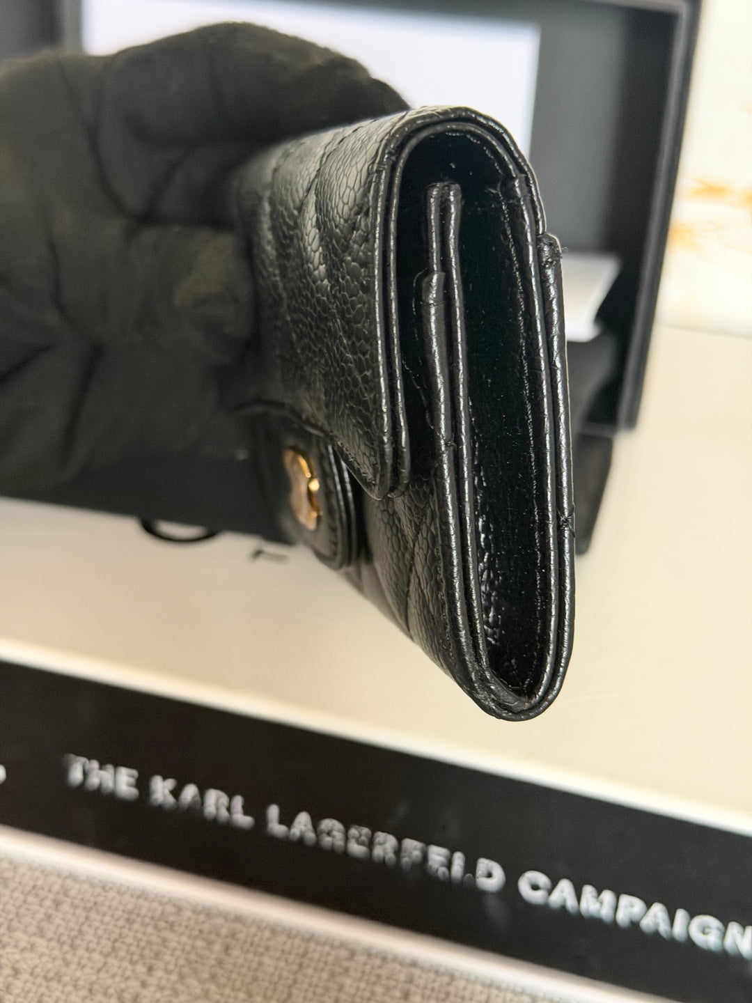 CHANEL Black Caviar LGHW Classic Flap Snap Card Holder