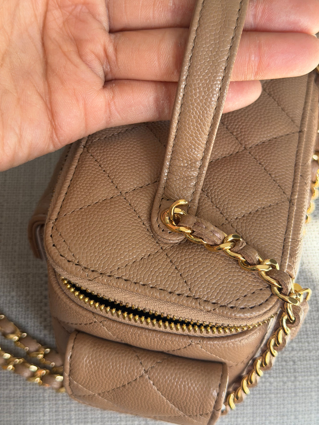 CHANEL Dark Beige Caviar Quilted Polly Pockets Cargo Small Vanity Case with Aged GHW 2023
