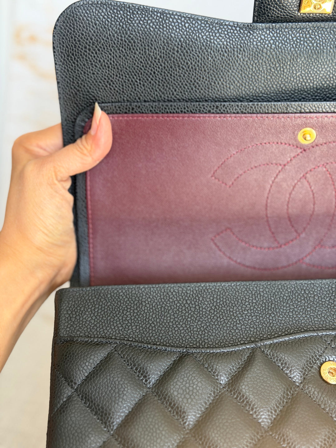 CHANEL series 15 Black Caviar GHW Jumbo Timeless Classic Double Flap Bag 2011