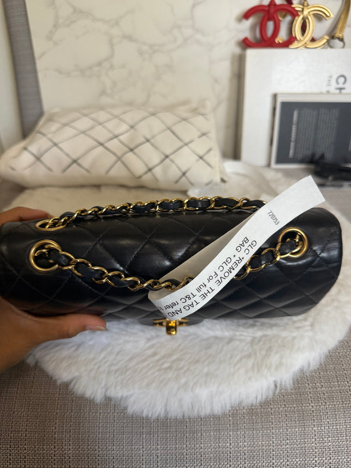 CHANEL Vintage series 11 Black Lambskin 24K GHW Small Timeless Classic Double Flap Bag