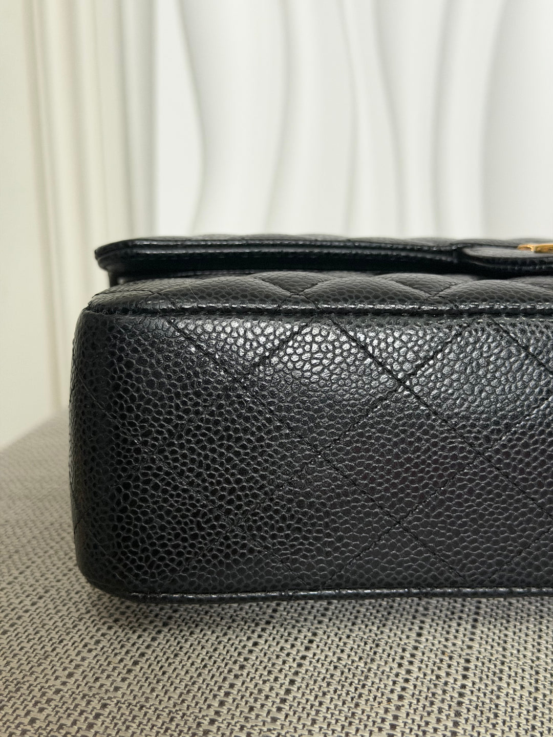 CHANEL 2022 Black Caviar GHW Timeless Classic Medium ML 11.12 Double Flap Bag