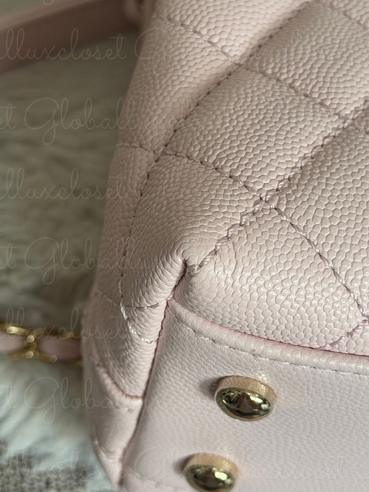 CHANEL 22P Light Pink Sakura Caviar LGHW Coco handle Flap Bag With detachable strap size Small 2022