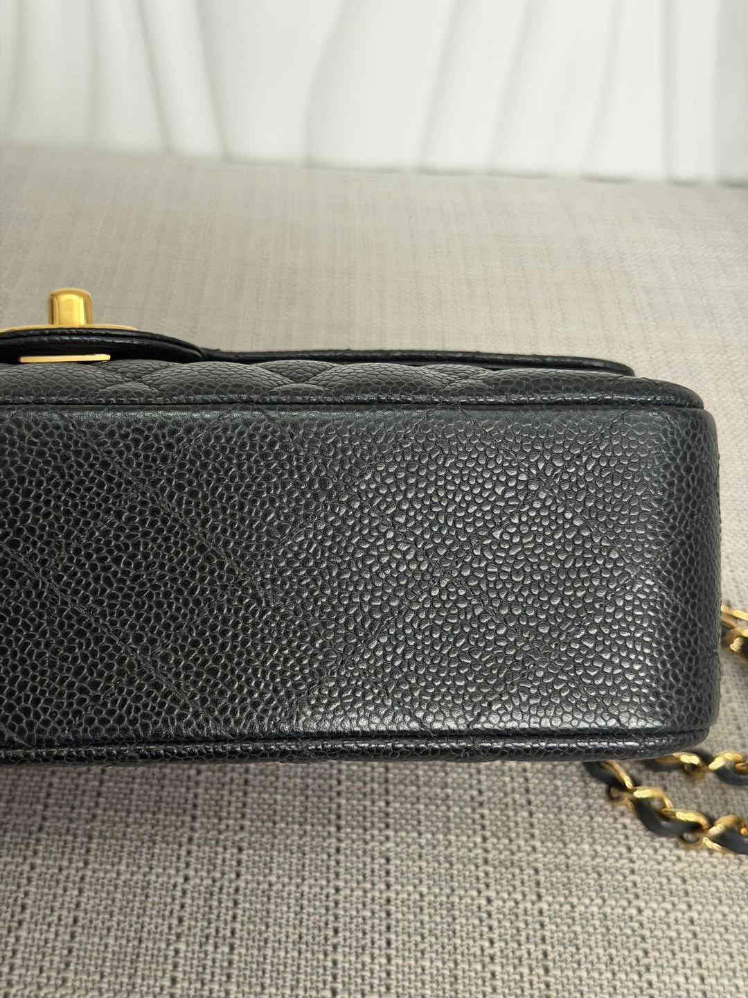 CHANEL Series 24 2017 Black Caviar GHW Medium M/L 11.12 Timeless Classic Double Flap Bag