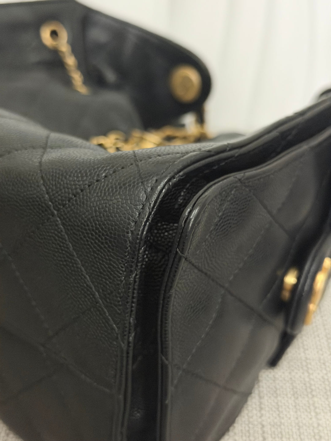 CHANEL 25 Black Caviar Aged GHW Hobo Bag size SMALL