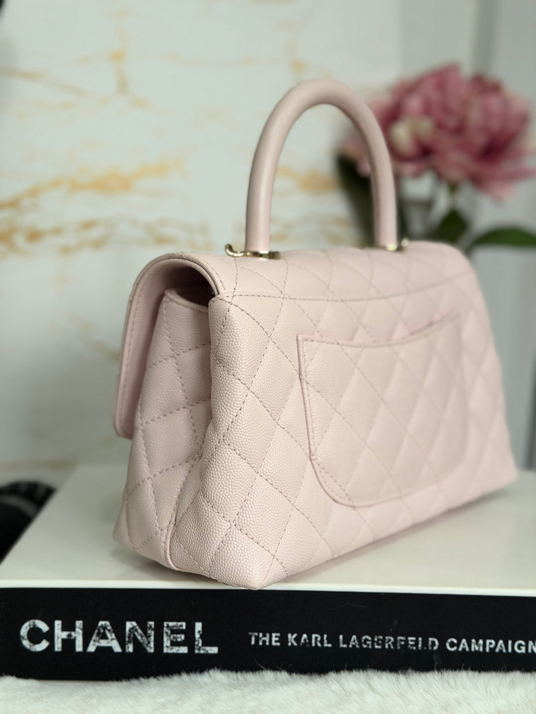 CHANEL 22P Sakura Pink Caviar LGHW Coco Handle Flap Bag with detachable strap 2022 size SMALL