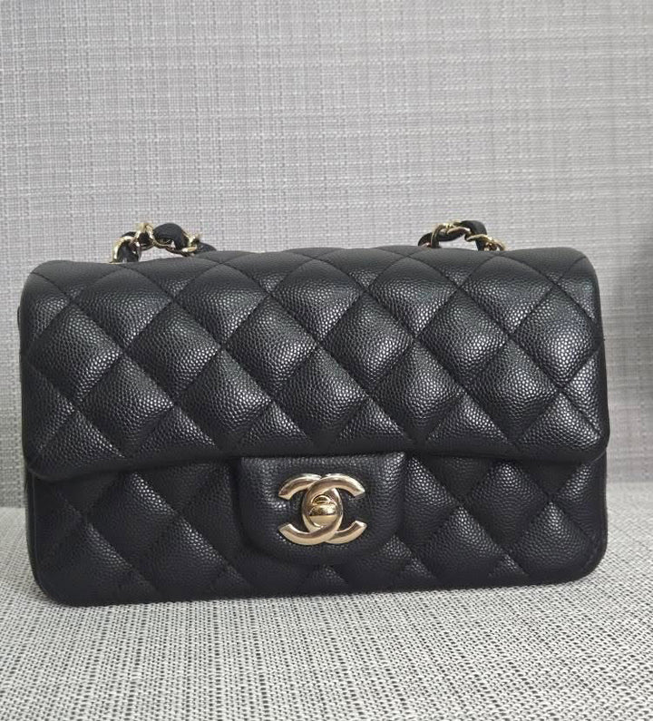 Chanel series 24 2017 17B Black caviar LGHW Mini Rectangular Flap Bag with Burgundy Leather lining