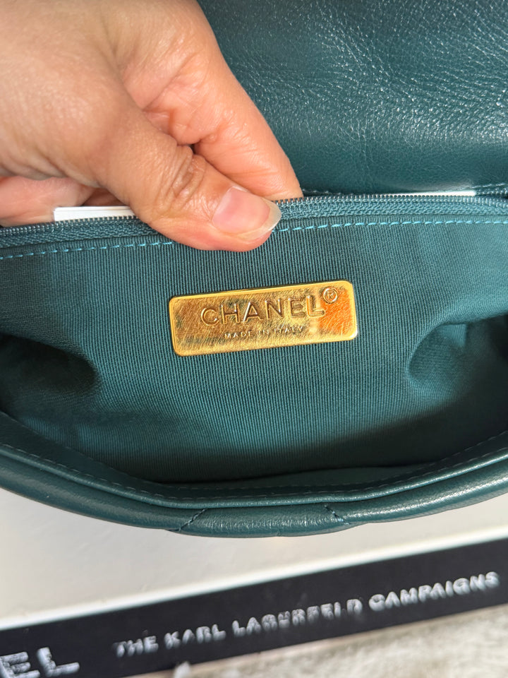 CHANEL 19 size SMALL in 20B Teal Dark Green Goat skin mixed hardware 2020