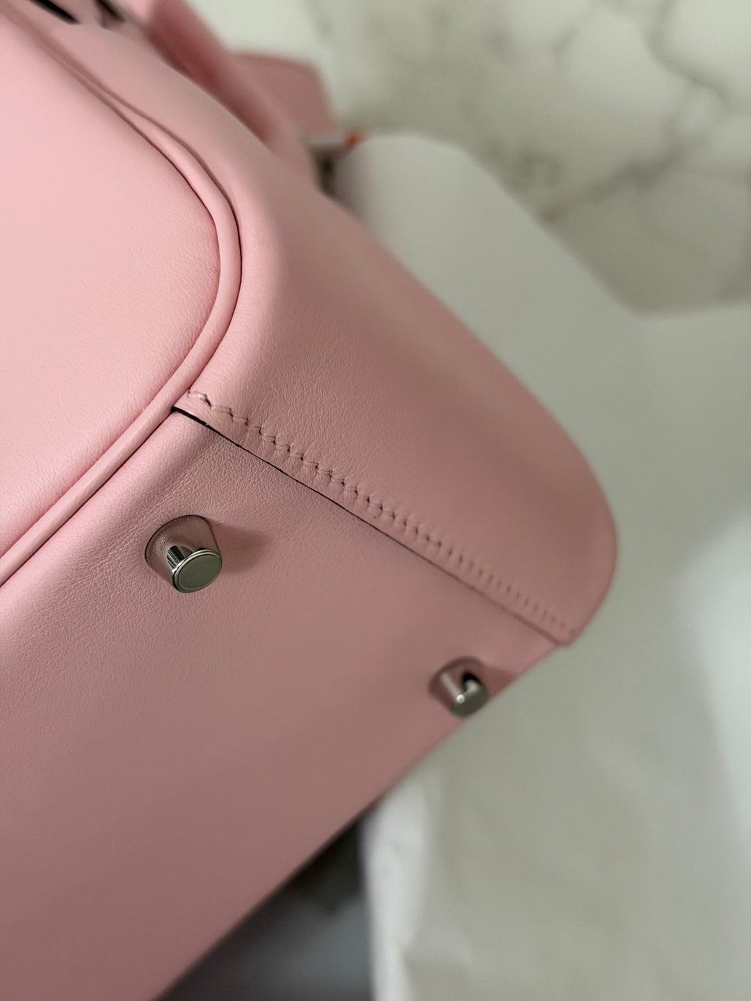 Hermes Mini Lindy Rose Sakura Swift leather PHW Stamp B 2024 *Rare combo*