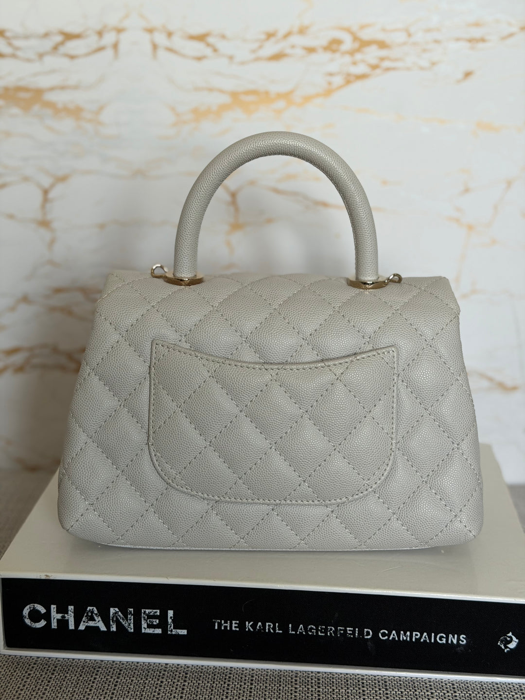 CHANEL series 27 Light Grey Caviar LGHW Coco Handle Size Small with Detachable Shoulder strap 2018