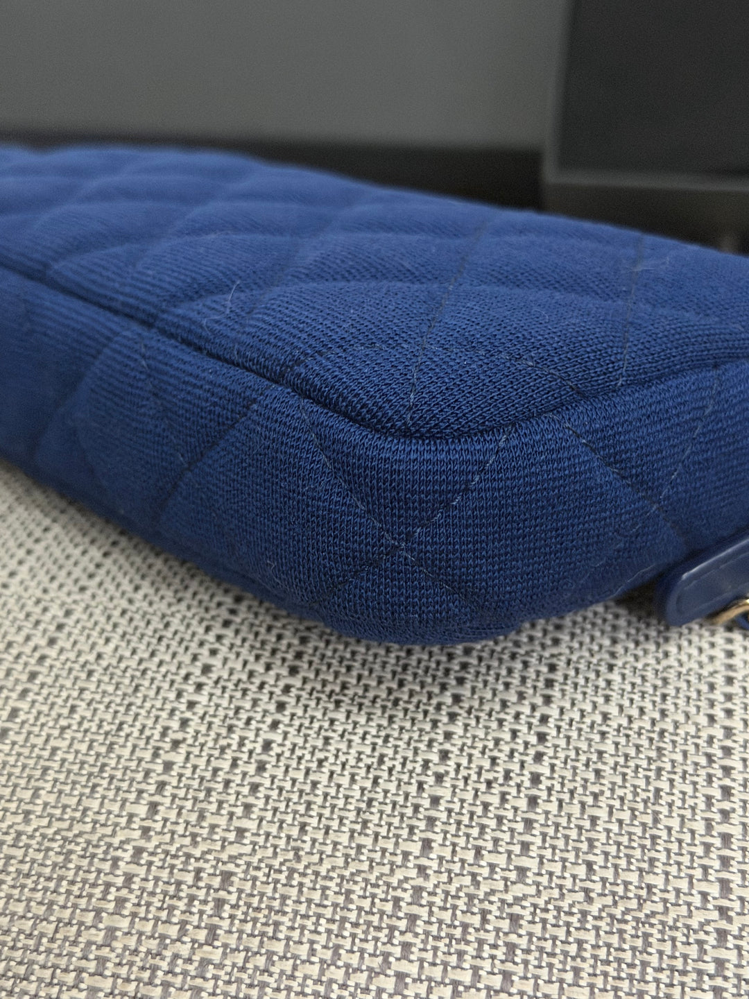 CHANEL series 28 Blue Jersey With Green Fabric Lining O Diver Wallet on Chain Phone Holder LGHW