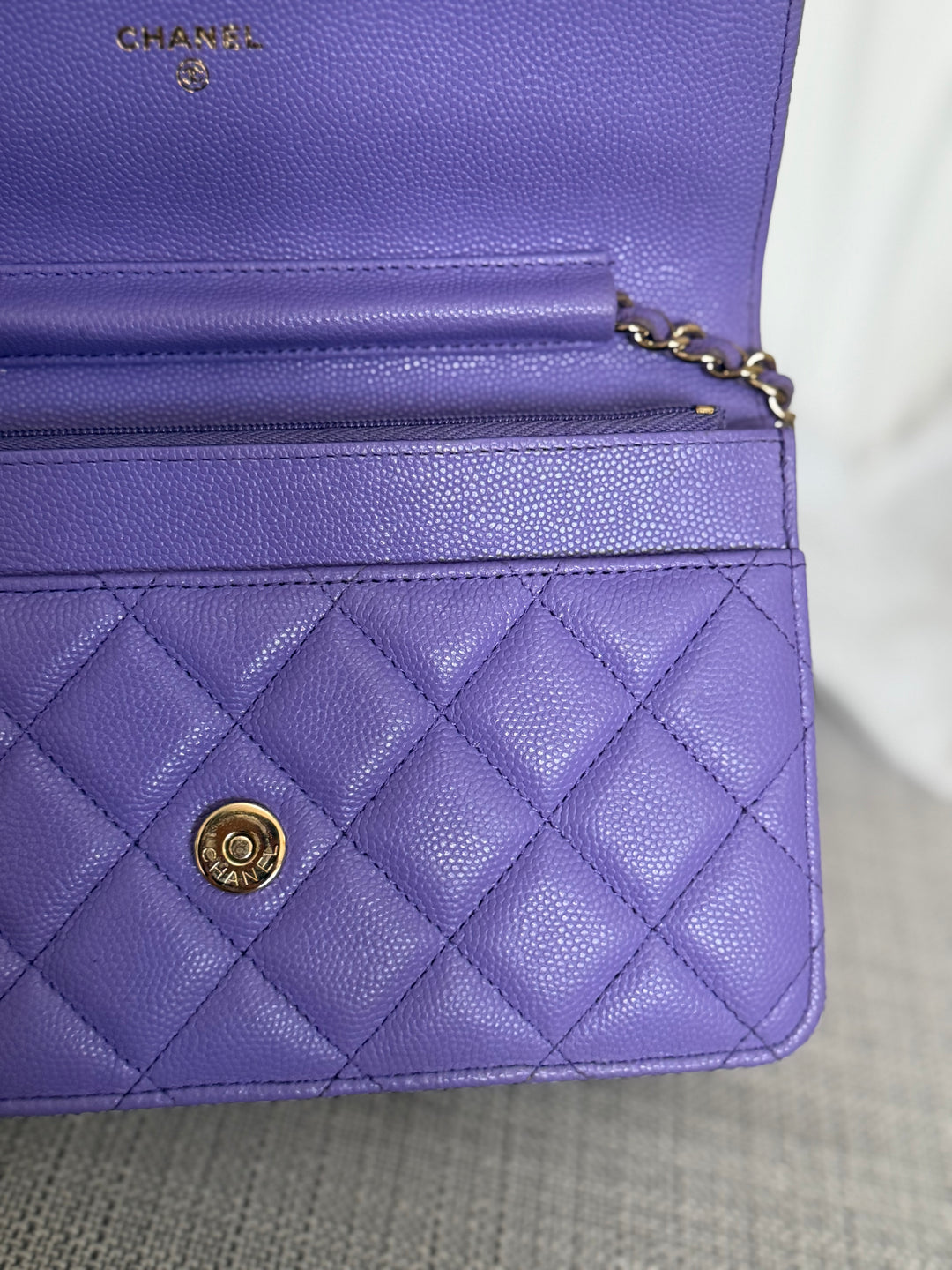 CHANEL series 28 20C Purple Caviar LGHW Classic Wallet on chain (WOC)