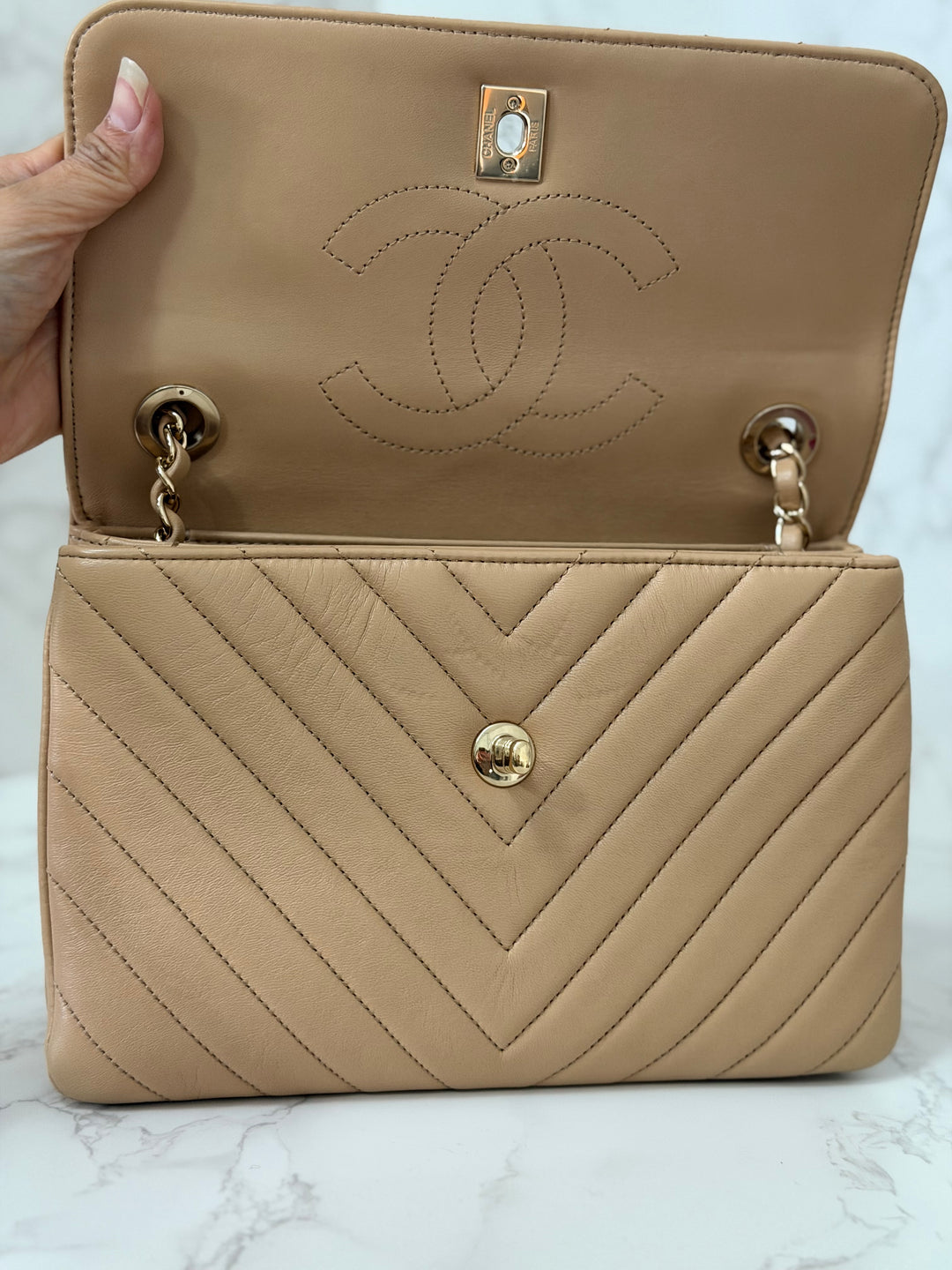 CHANEL series 27 2018 Dark Beige Lambskin LGHW Trendy CC Flap Bag size Small with Top Handle and detachable strap