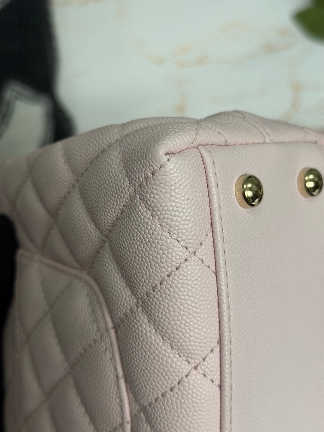 CHANEL 22P Sakura Pink Caviar LGHW Coco Handle Flap Bag with detachable strap 2022 size SMALL