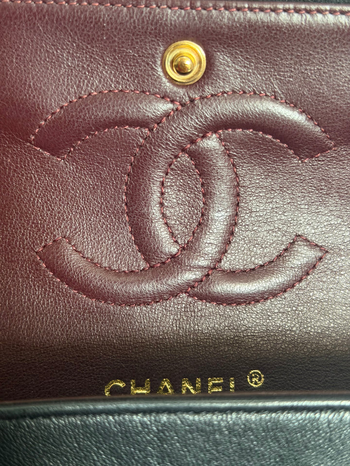 CHANEL series 14 Black Lambskin GHW Medium ML Timeless Classic Double Flap Bag 2011
