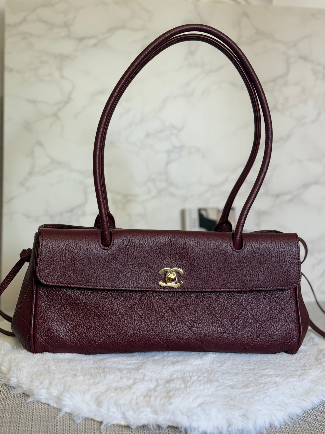 CHANEL Burgundy Caviar LGHW Urban Essentials East West Shopping Tote Bag size Small Matthieu Blazy 26S 2026