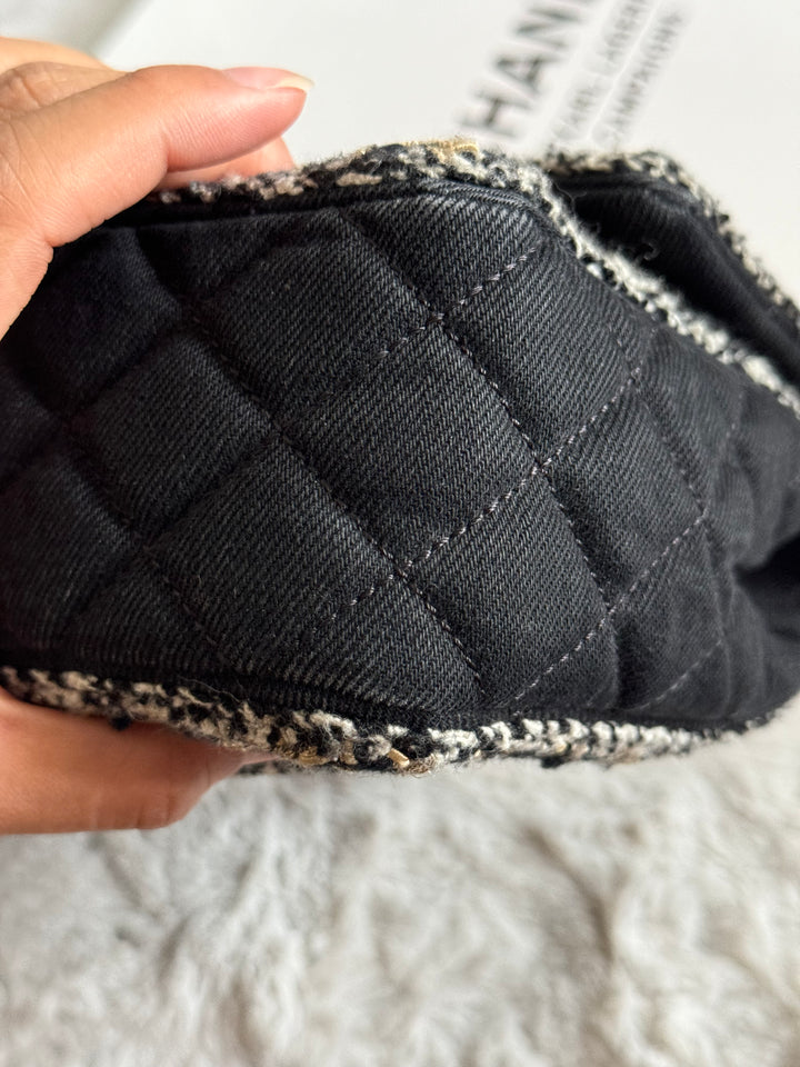 Chanel series 26 Black Denim LGHW Braided in Gold/White/Black Medium Flap Bag