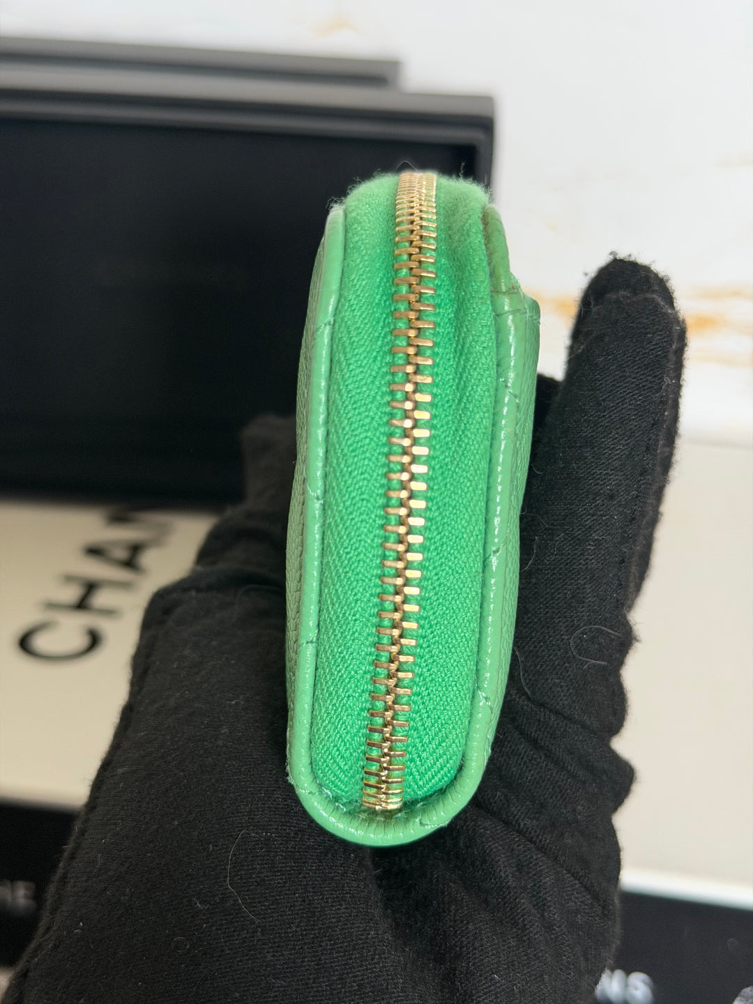 CHANEL 21P series 31 Green Caviar LGHW Zippy Coin Purse
