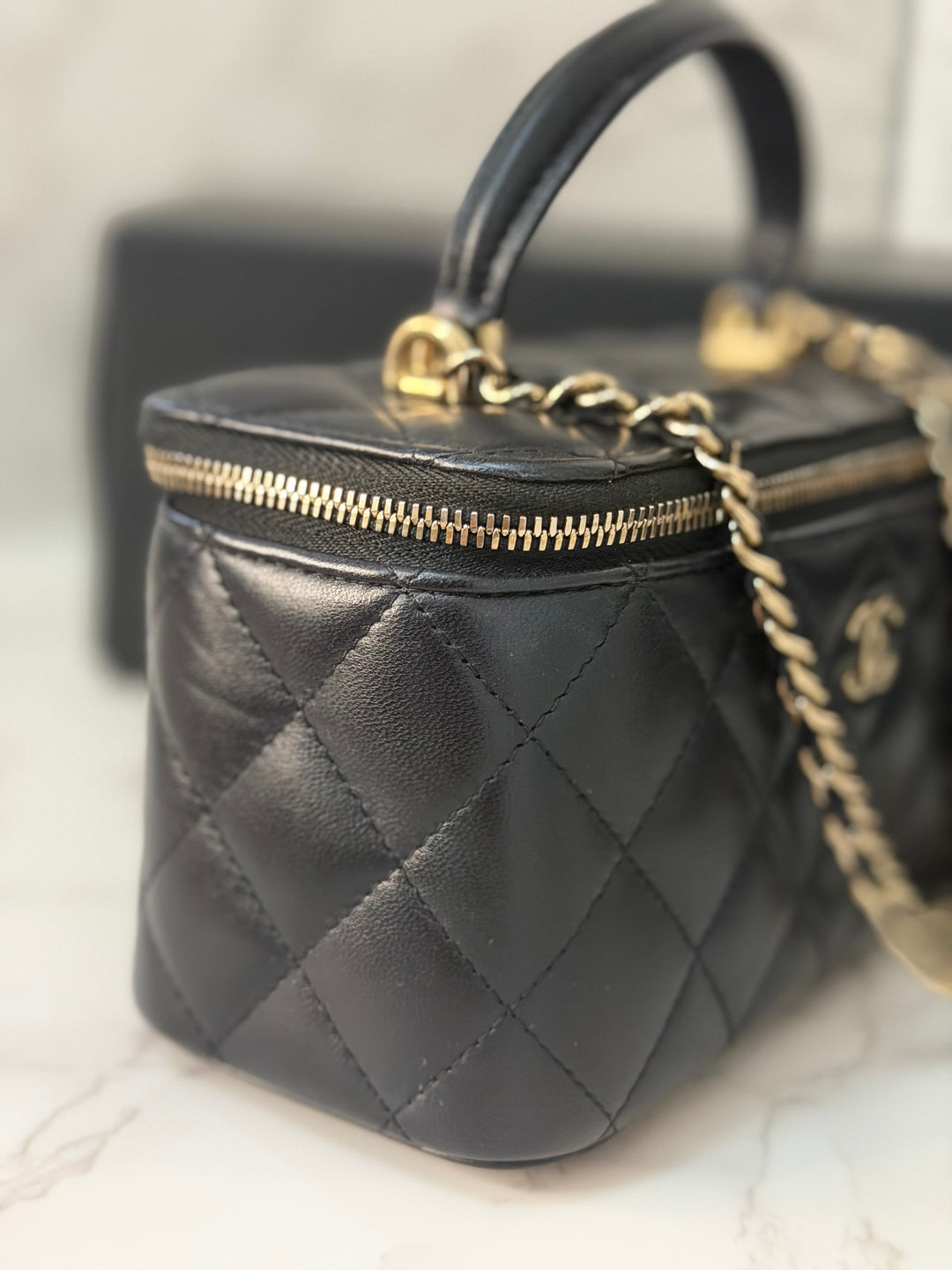 CHANEL series 31 Black Lambskin LGHW Small Vanity Case with Chain and Leather Top Handle