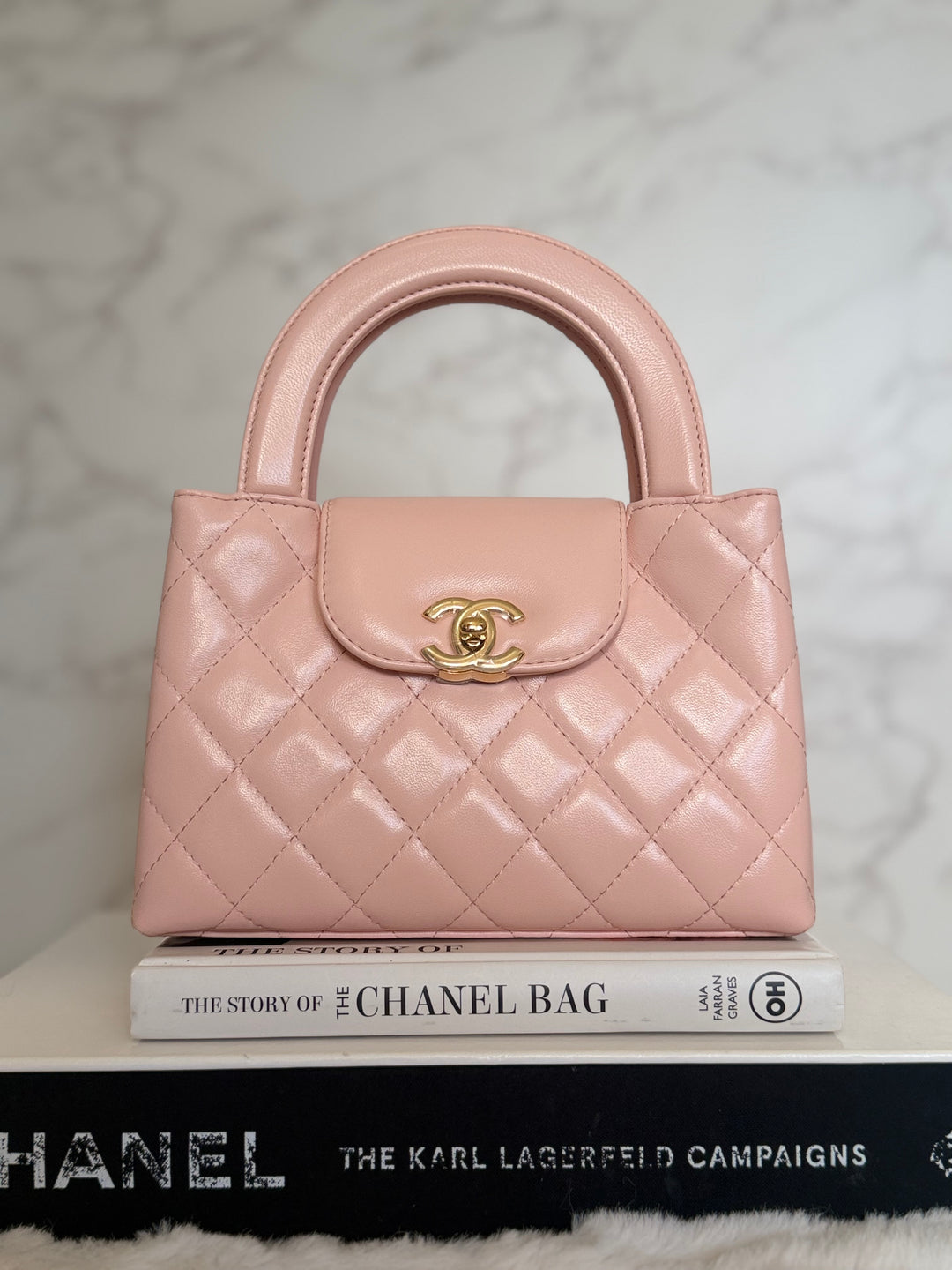 CHANEL 26B Light Pink Calf Skin Kelly Shopping Bag size Small 19 cms 2026