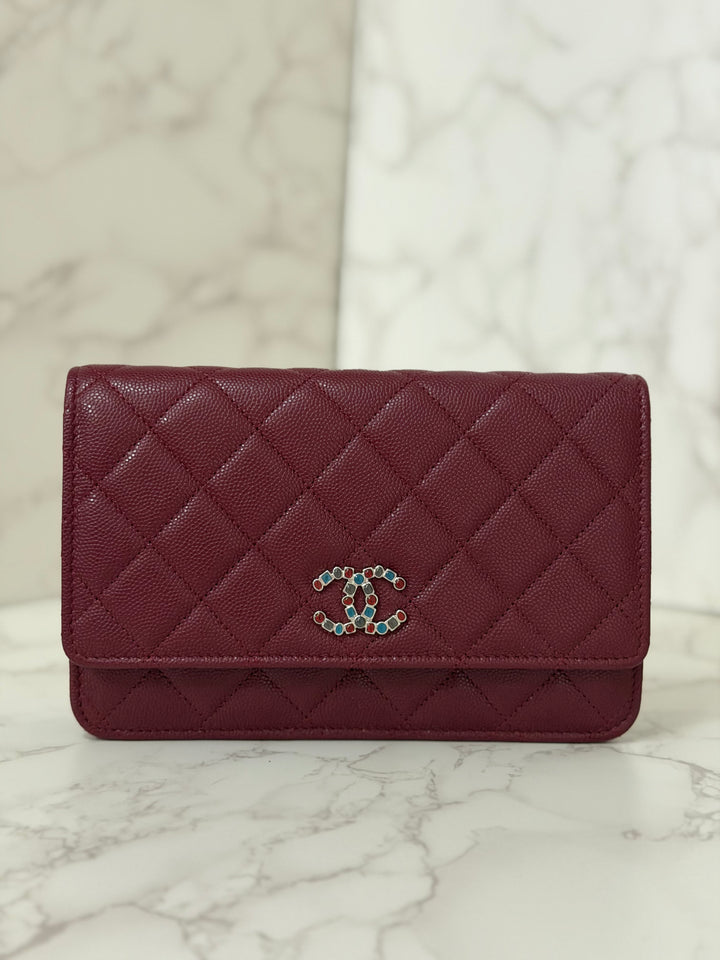CHANEL 2024 Burgundy Caviar SHW Classic Wallet on chain (WOC) with crystal CC Logo