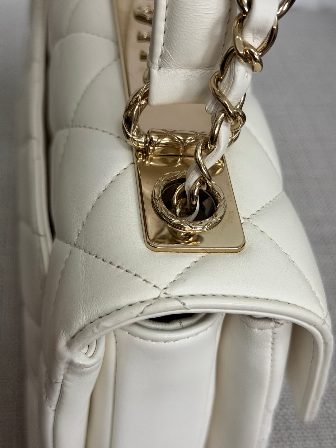 CHANEL 23S collection 2023 White Lambskin LGHW Trendy CC Flap Bag size Small with raised CHANEL Engraved Plate Top Handle