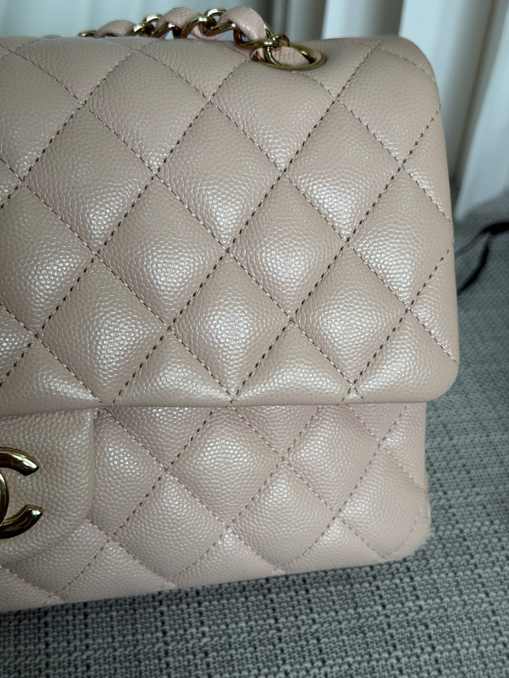 CHANEL 21C 2021 Rose Clair Caviar LGHW Medium ML 11.12 Timeless Classic Double Flap Bag