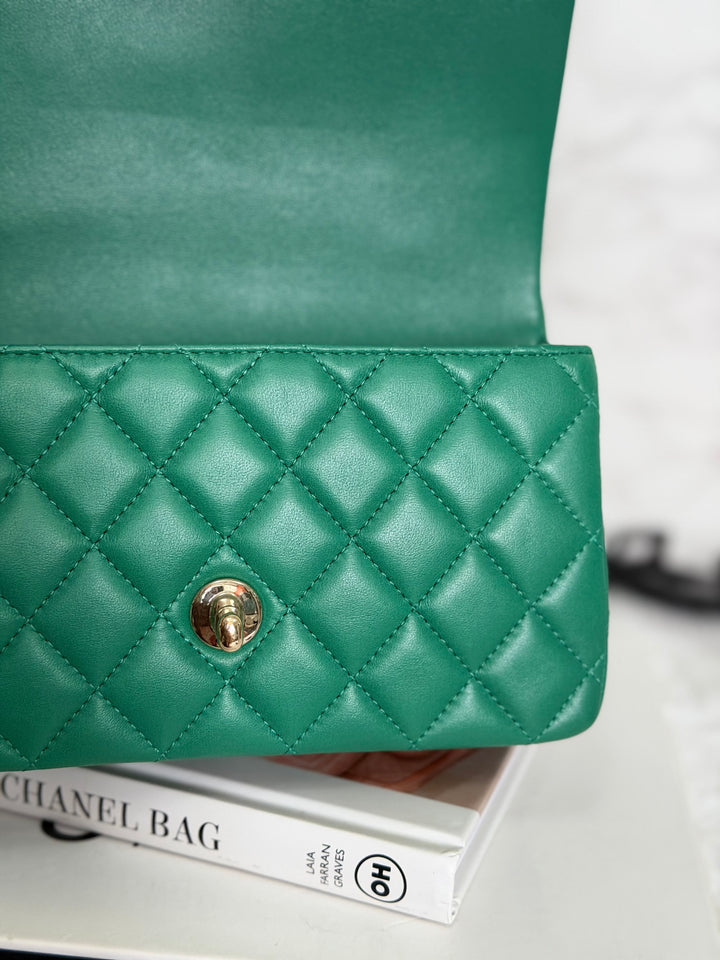 CHANEL Green Lambskin LGHW Mini Rectangular Flap Bag with Top Handle 2022 22A collection