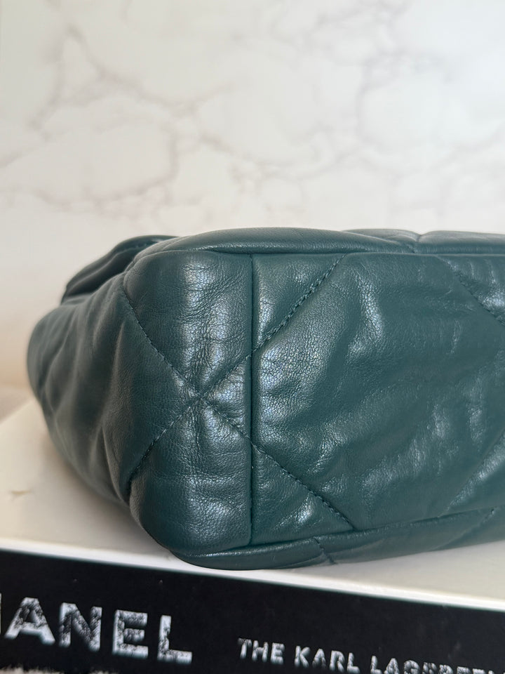CHANEL 19 size SMALL in 20B Teal Dark Green Goat skin mixed hardware 2020