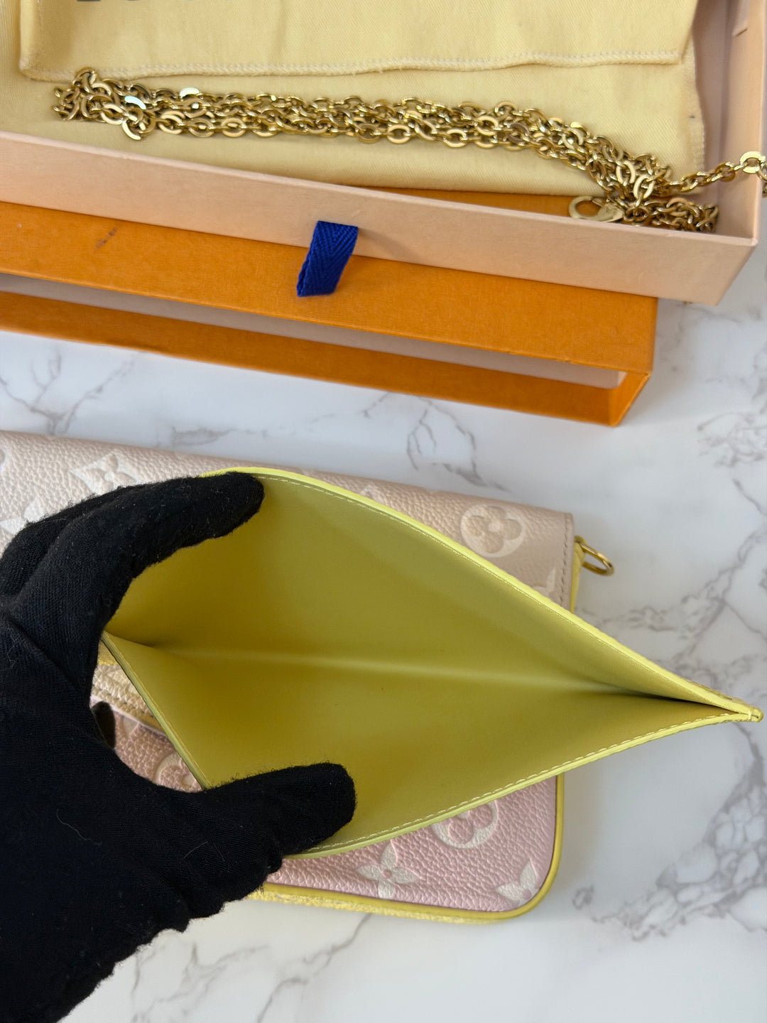 LOUIS VUITTON LV Pochette Felicie 2022 Pink/Beige/Yellow Emprinte Leather