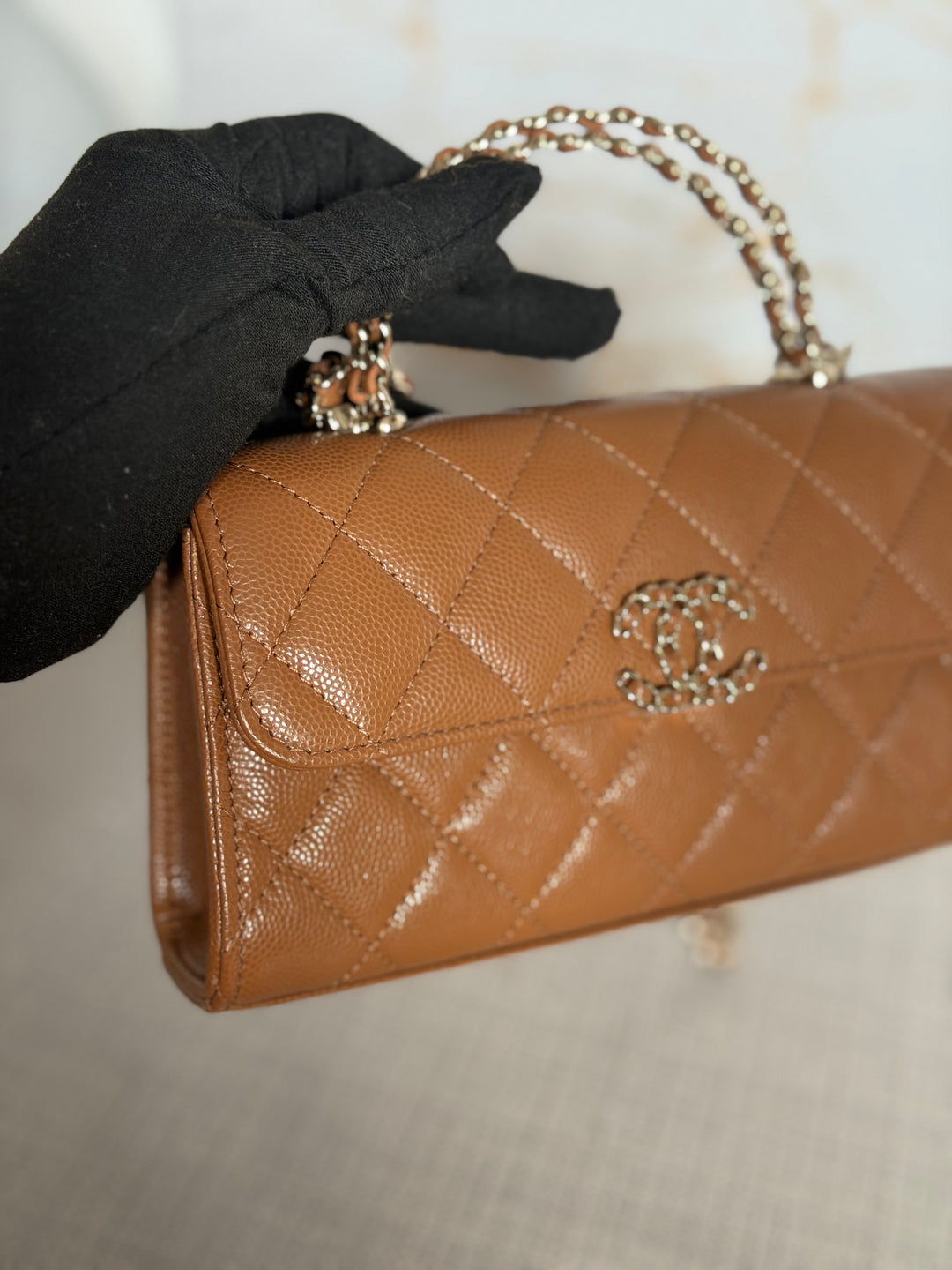 CHANEL 26P Brown Caviar LGHW Top Handle Vanity 2026