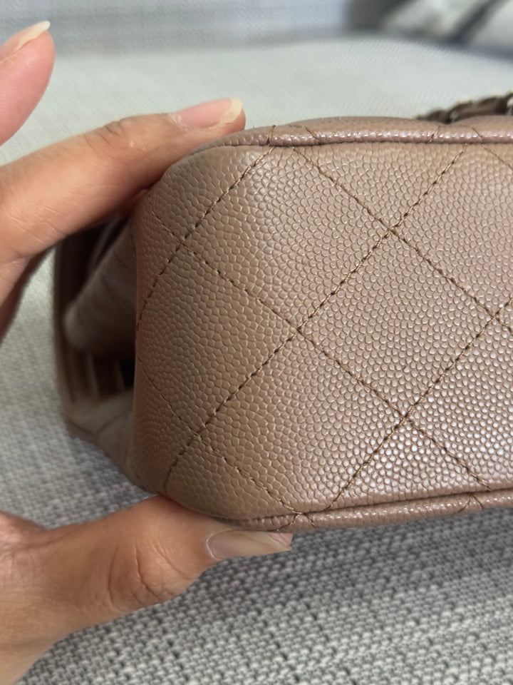 Chanel series 24 17B 2017 Fall/Winter Collection Taupe Caviar SHW Medium ML Timeless Classic Double Flap Bag